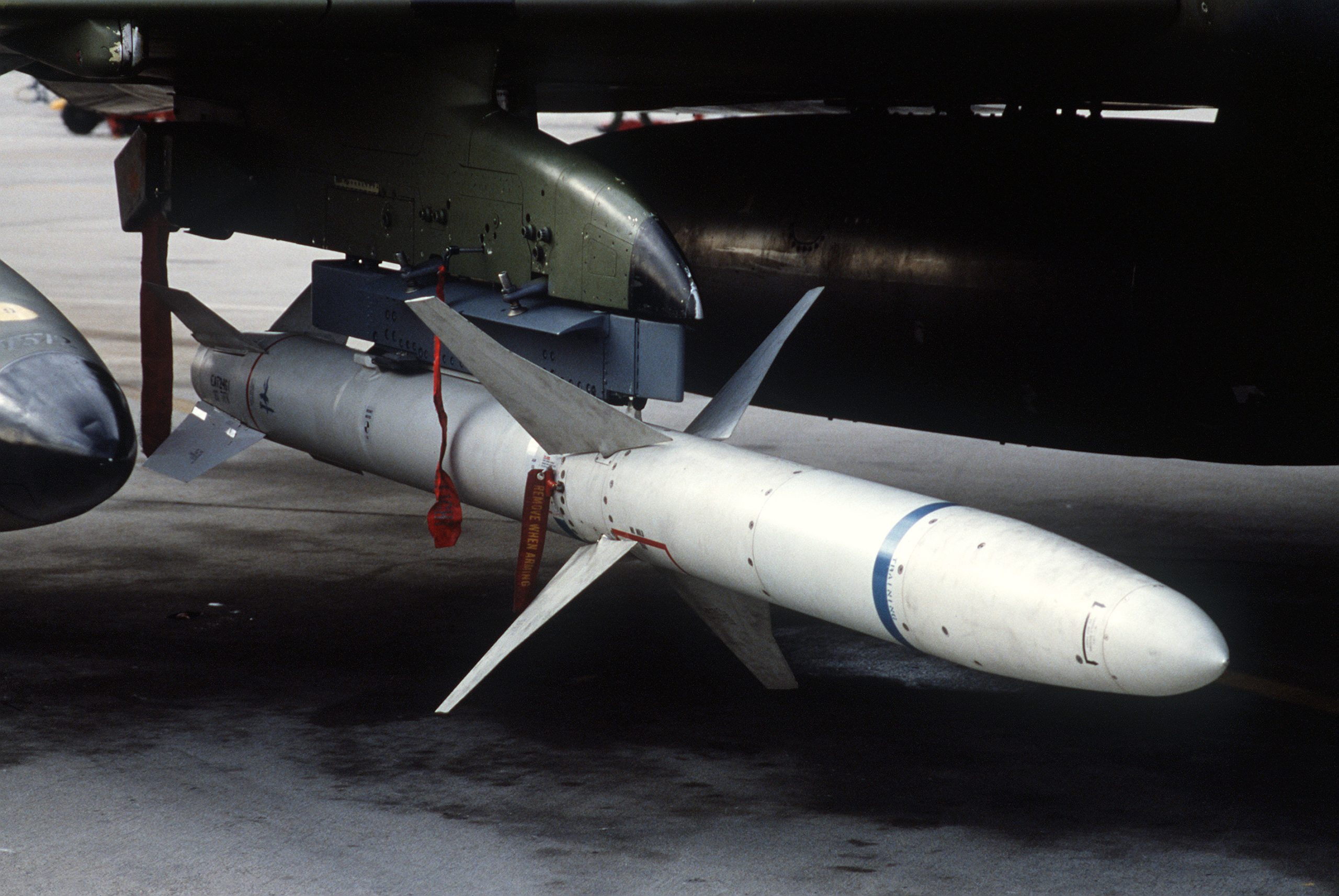 صاروخ جو أرض AGM-88 HARM